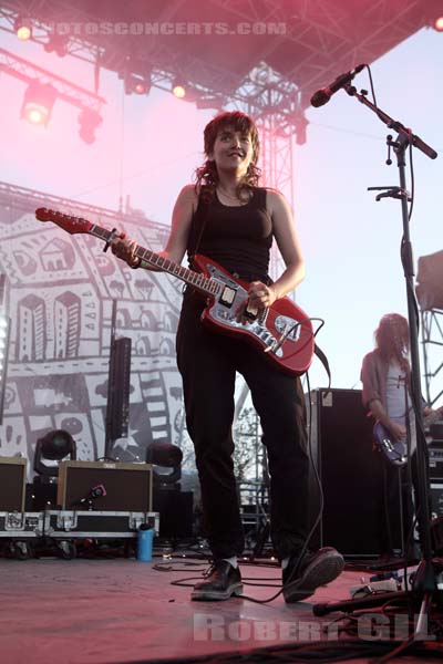 COURTNEY BARNETT - 2019-05-31 - NIMES - Paloma - Flamingo - 